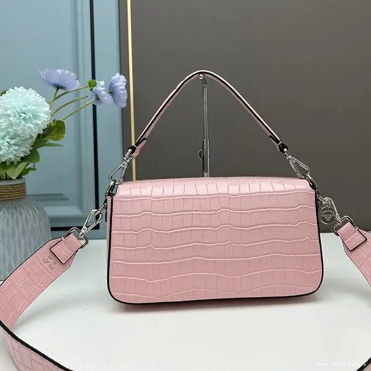 Cheap HOT Medium Bag Pink Re-Edition Leather Crocodile In Fendi Baguette 0327